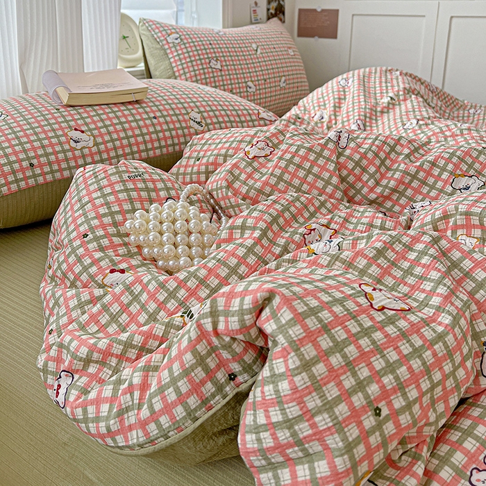 91家纺网 家纺一手货源 找家纺 一比一 2026新款云感皱皱双层纱四件套-简单款 格纹西高地