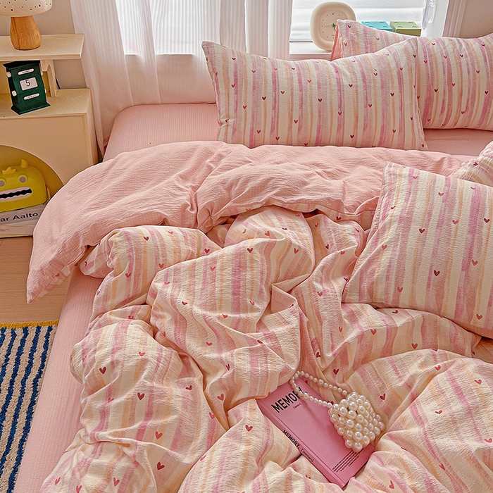 91家纺网 家纺一手货源 找家纺 一比一 2026新款云感皱皱双层纱四件套-简单款 红爱心