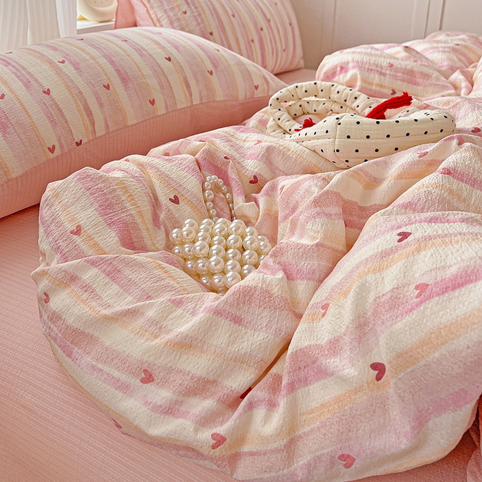 91家纺网 家纺一手货源 找家纺 一比一 2026新款云感皱皱双层纱四件套-简单款 红爱心