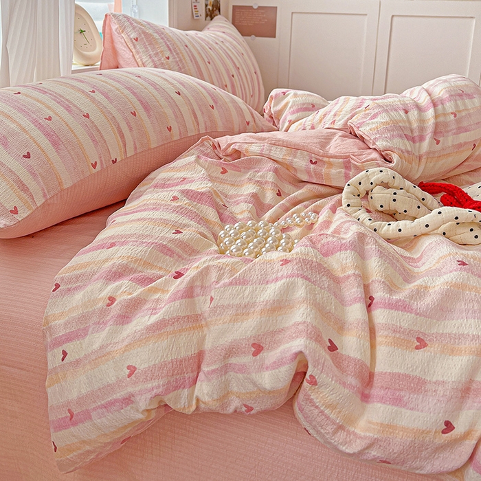 91家纺网 家纺一手货源 找家纺 一比一 2026新款云感皱皱双层纱四件套-简单款 红爱心