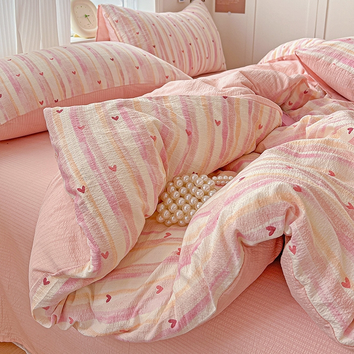 91家纺网 家纺一手货源 找家纺 一比一 2026新款云感皱皱双层纱四件套-简单款 红爱心