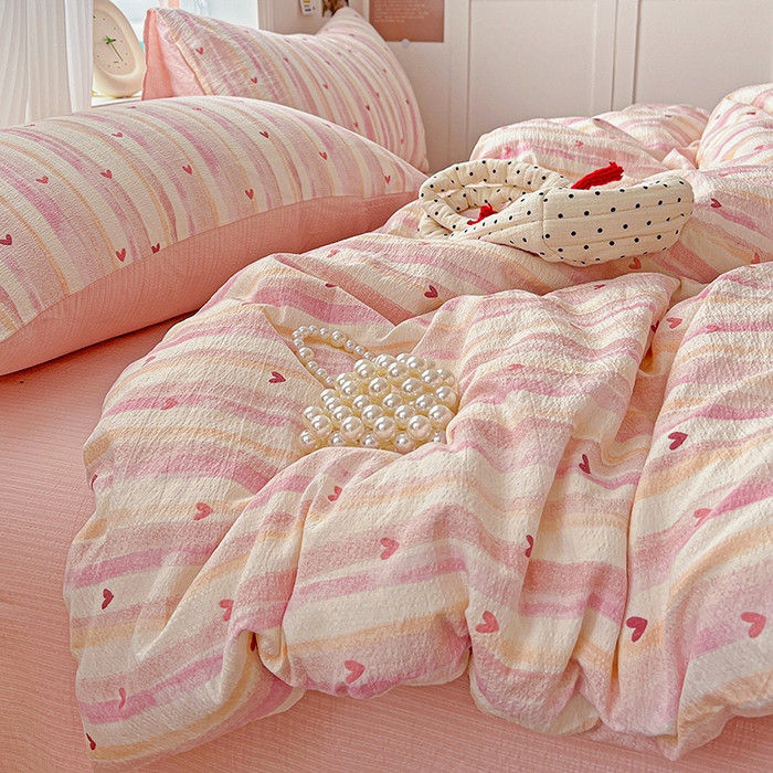 91家纺网 家纺一手货源 找家纺 一比一 2026新款云感皱皱双层纱四件套-简单款 红爱心