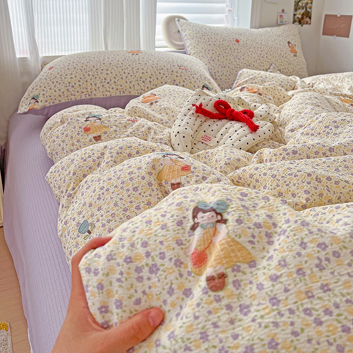 91家纺网 家纺一手货源 找家纺 一比一 2026新款云感皱皱双层纱四件套-简单款 花影女孩