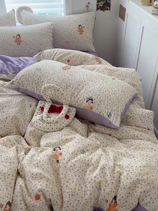 91家纺网 家纺一手货源 找家纺 一比一 2026新款云感皱皱双层纱四件套-简单款 花影女孩