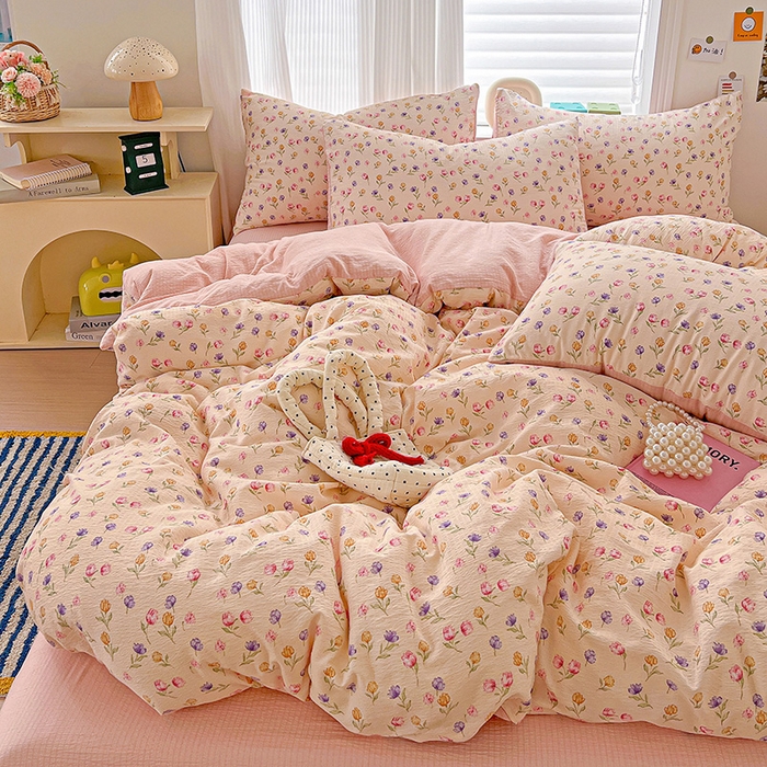 91家纺网 家纺一手货源 找家纺 一比一 2026新款云感皱皱双层纱四件套-简单款 花予