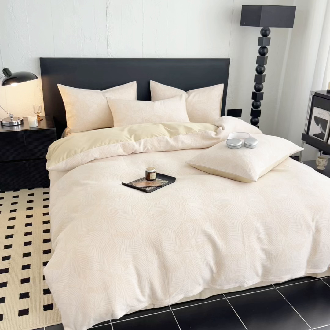 91家纺网 家纺一手货源 找家纺 眠博士 2025新款60s长绒棉纯棉提花磨毛四件套 提花磨毛套件-枫叶杏