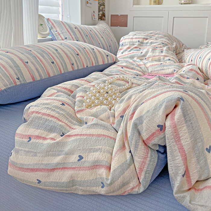 91家纺网 家纺一手货源 找家纺 一比一 2026新款云感皱皱双层纱四件套-简单款 蓝爱心