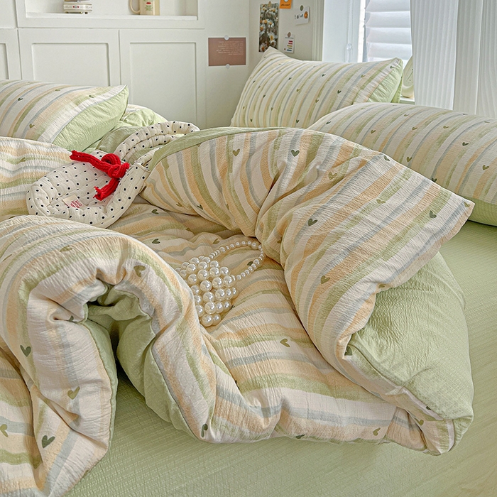 91家纺网 家纺一手货源 找家纺 一比一 2026新款云感皱皱双层纱四件套-简单款 绿爱心