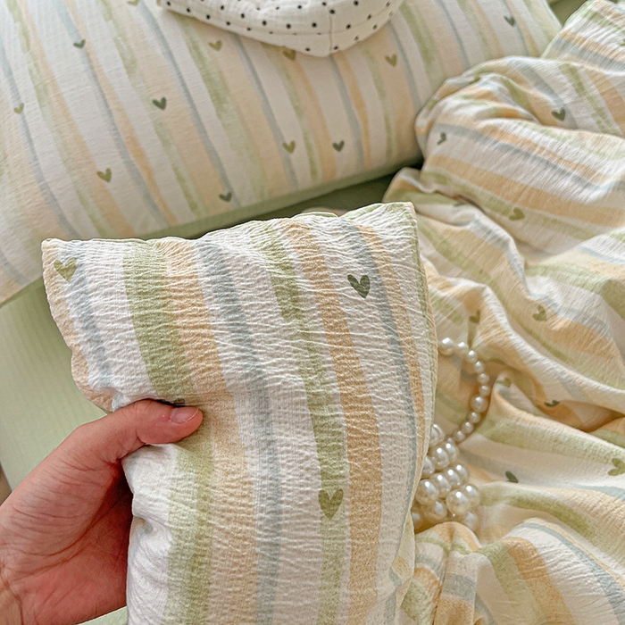 91家纺网 家纺一手货源 找家纺 一比一 2026新款云感皱皱双层纱四件套-简单款 绿爱心