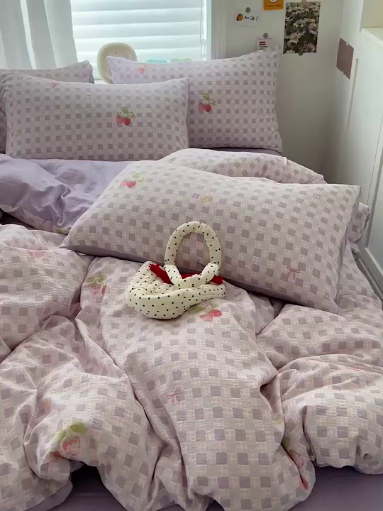 91家纺网 家纺一手货源 找家纺 一比一 2026新款云感皱皱双层纱四件套-简单款 蔓越莓