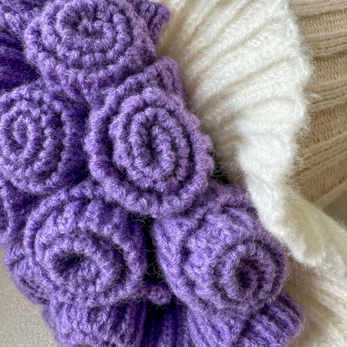 91家纺网 家纺一手货源 找家纺 丹本-2025新款网红直播爆款多功能玫瑰花束抱枕卧室沙发靠枕半边绒针织礼品毯毛毯 星穹紫