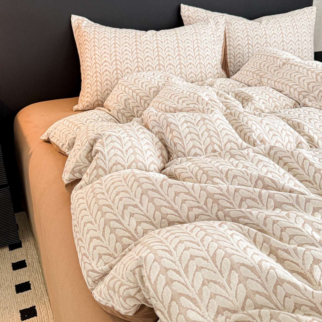 91家纺网 家纺一手货源 找家纺 眠博士 2025新款60s长绒棉纯棉提花磨毛四件套 提花磨毛套件-荞麦卡其