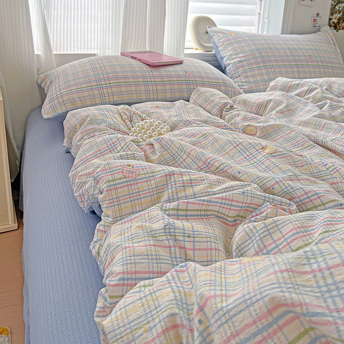 91家纺网 家纺一手货源 找家纺 一比一 2026新款云感皱皱双层纱四件套-简单款 小蓝格