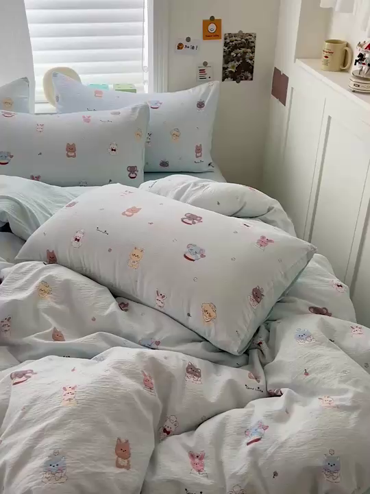 91家纺网 家纺一手货源 找家纺 一比一 2026新款云感皱皱双层纱四件套-简单款 小萌狗