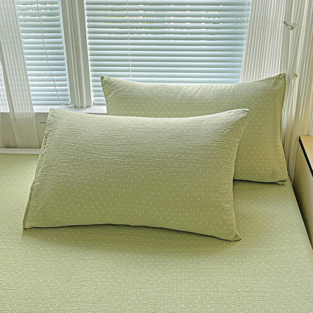 91家纺网 家纺一手货源 找家纺 格真 2025新款A类云感木棉皱皱双层纱床单单床单床单单品床单三件套 波点-抹茶绿