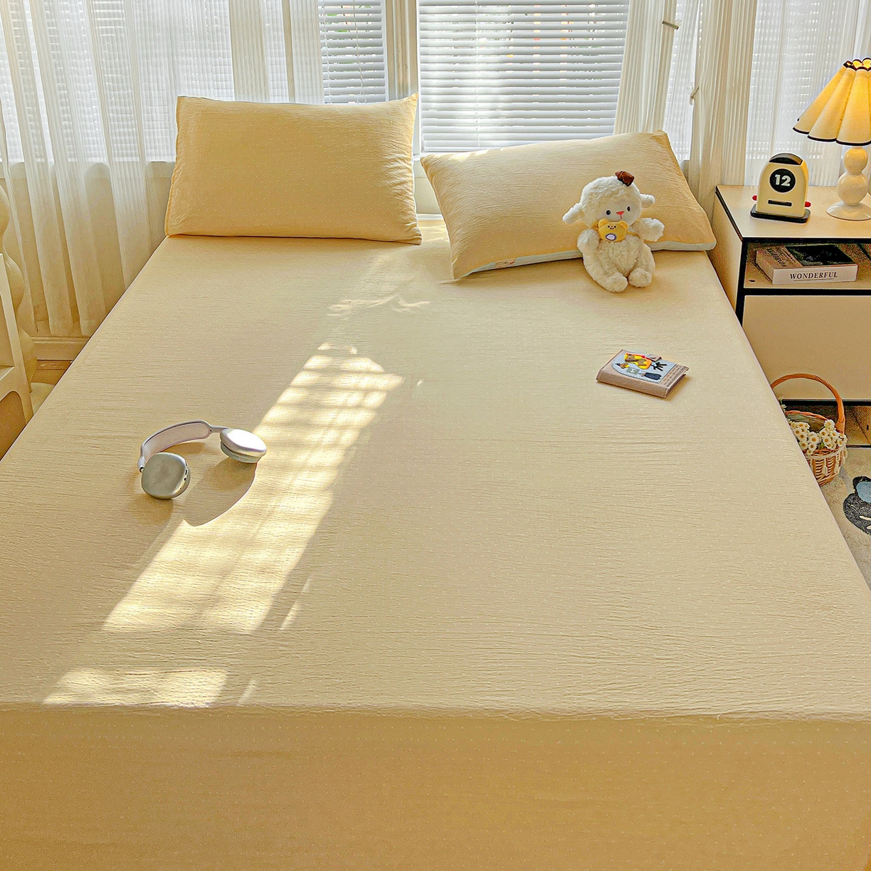 91家纺网 家纺一手货源 找家纺 格真 2025新款A类云感木棉皱皱双层纱床单单床单床单单品床单三件套 波点-奶油黄