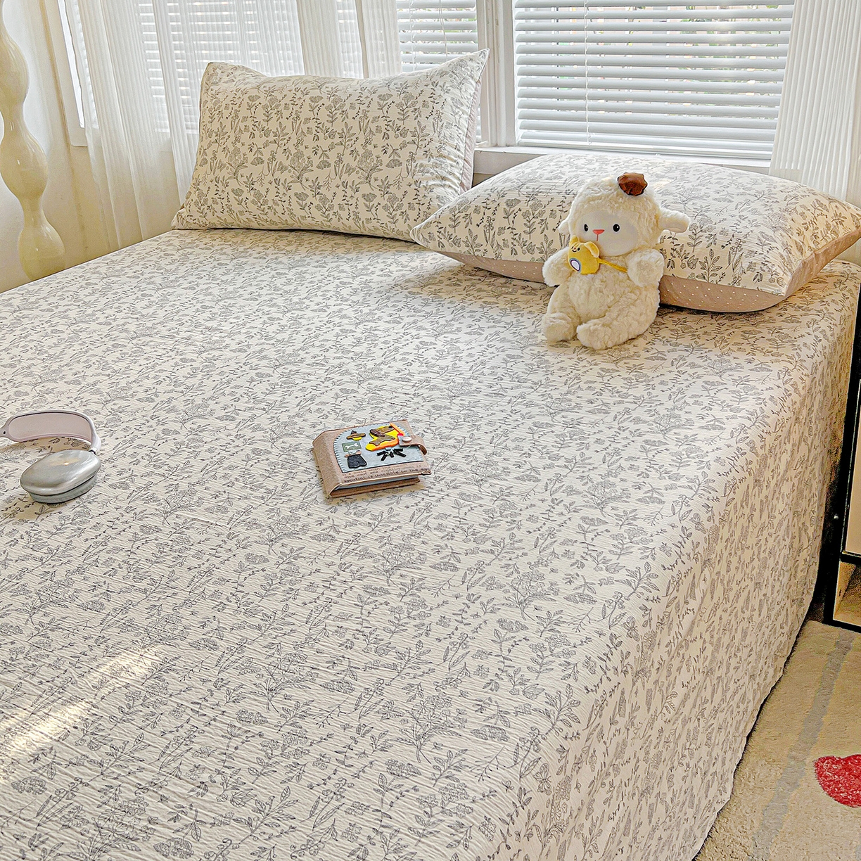 91家纺网 家纺一手货源 找家纺 格真 2025新款A类云感木棉皱皱双层纱床单单床单床单单品床单三件套 草木集黄