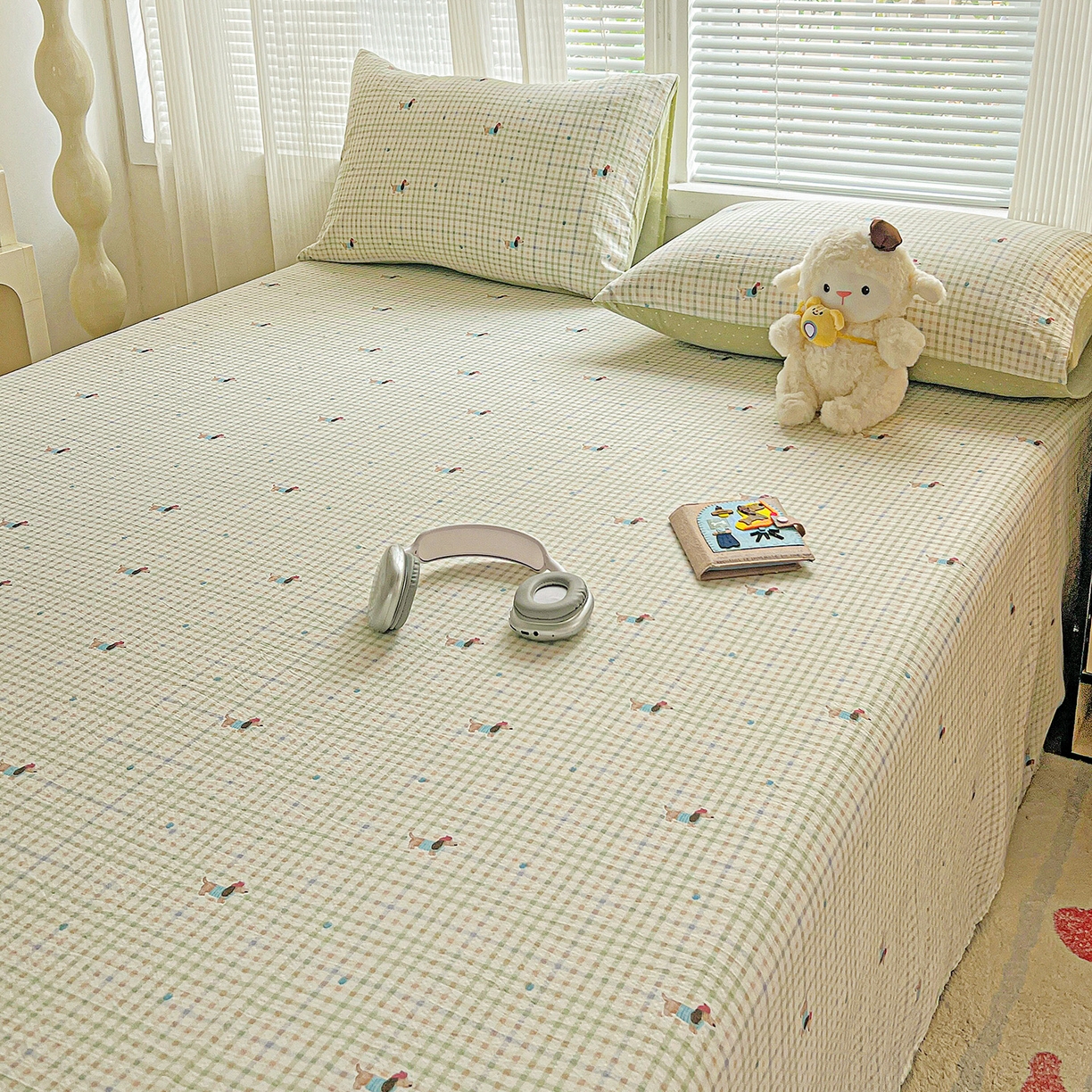 91家纺网 家纺一手货源 找家纺 格真 2025新款A类云感木棉皱皱双层纱床单单床单床单单品床单三件套 腊肠狗-抹茶