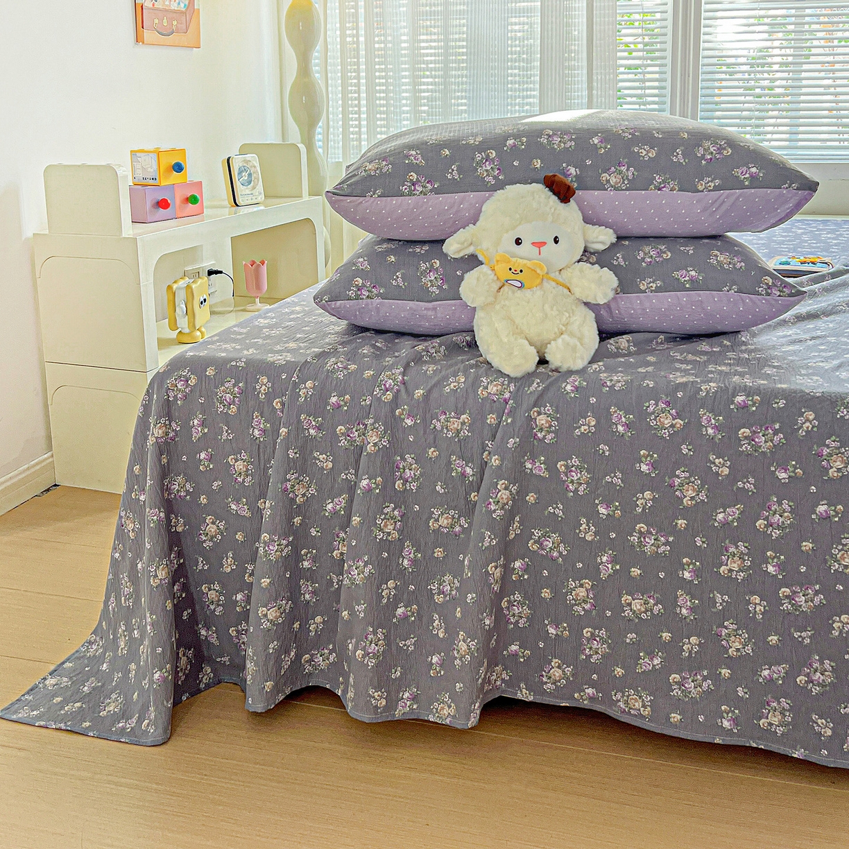 91家纺网 家纺一手货源 找家纺 格真 2025新款A类云感木棉皱皱双层纱床单单床单床单单品床单三件套 乌木沉香