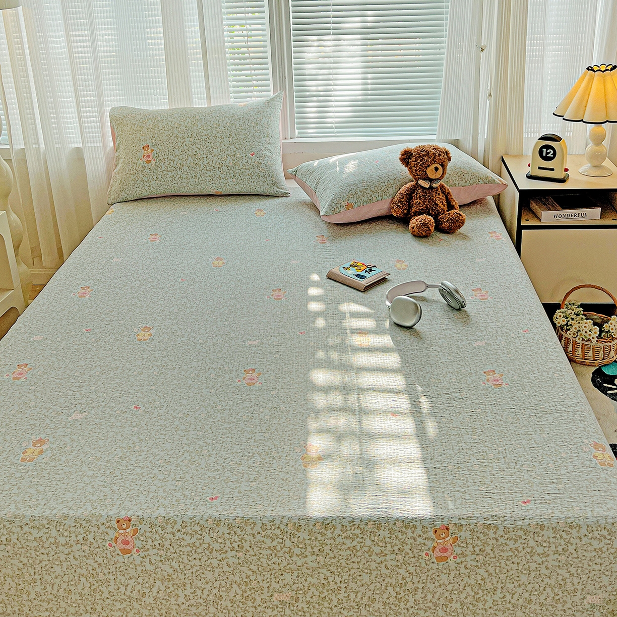 91家纺网 家纺一手货源 找家纺 格真 2025新款A类云感木棉皱皱双层纱床单单床单床单单品床单三件套 香草熊