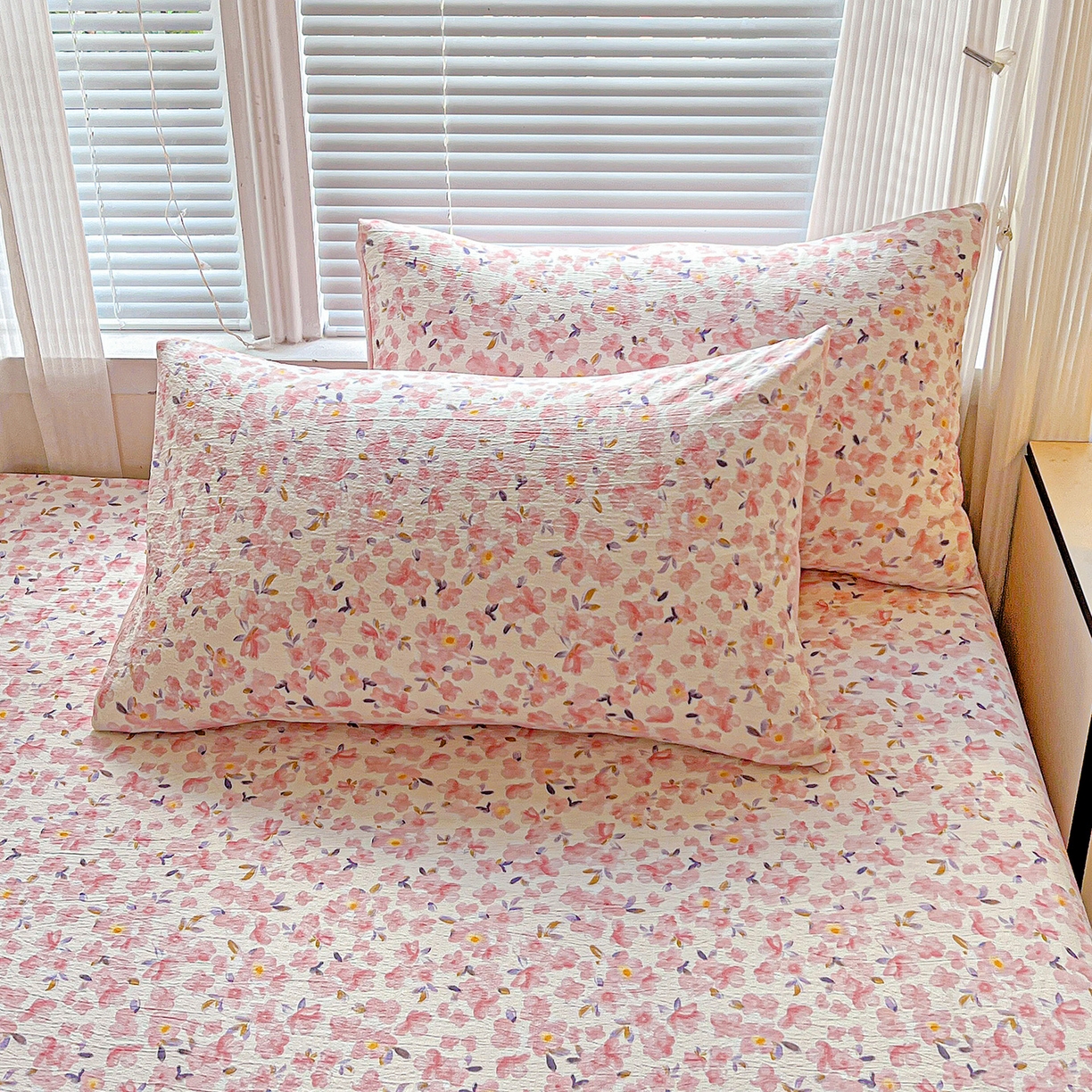 91家纺网 家纺一手货源 找家纺 格真 2025新款A类云感木棉皱皱双层纱床单单床单床单单品床单三件套 嫣然