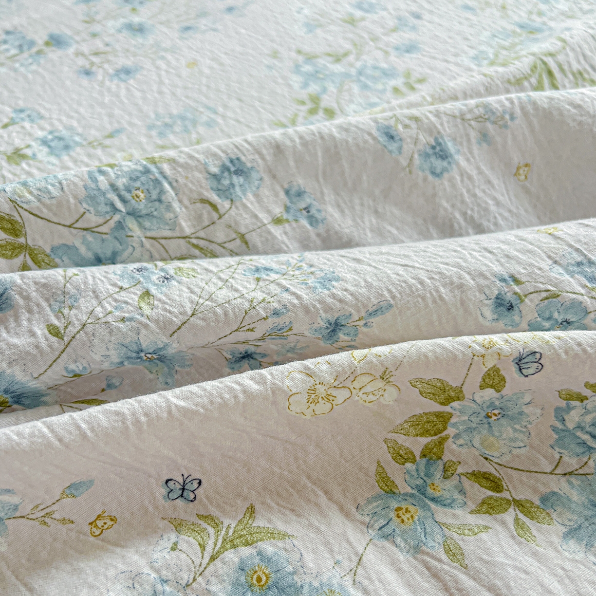 91家纺网 家纺一手货源 找家纺 格真 2025新款A类云感木棉皱皱双层纱床单单床单床单单品床单三件套 长相思兰