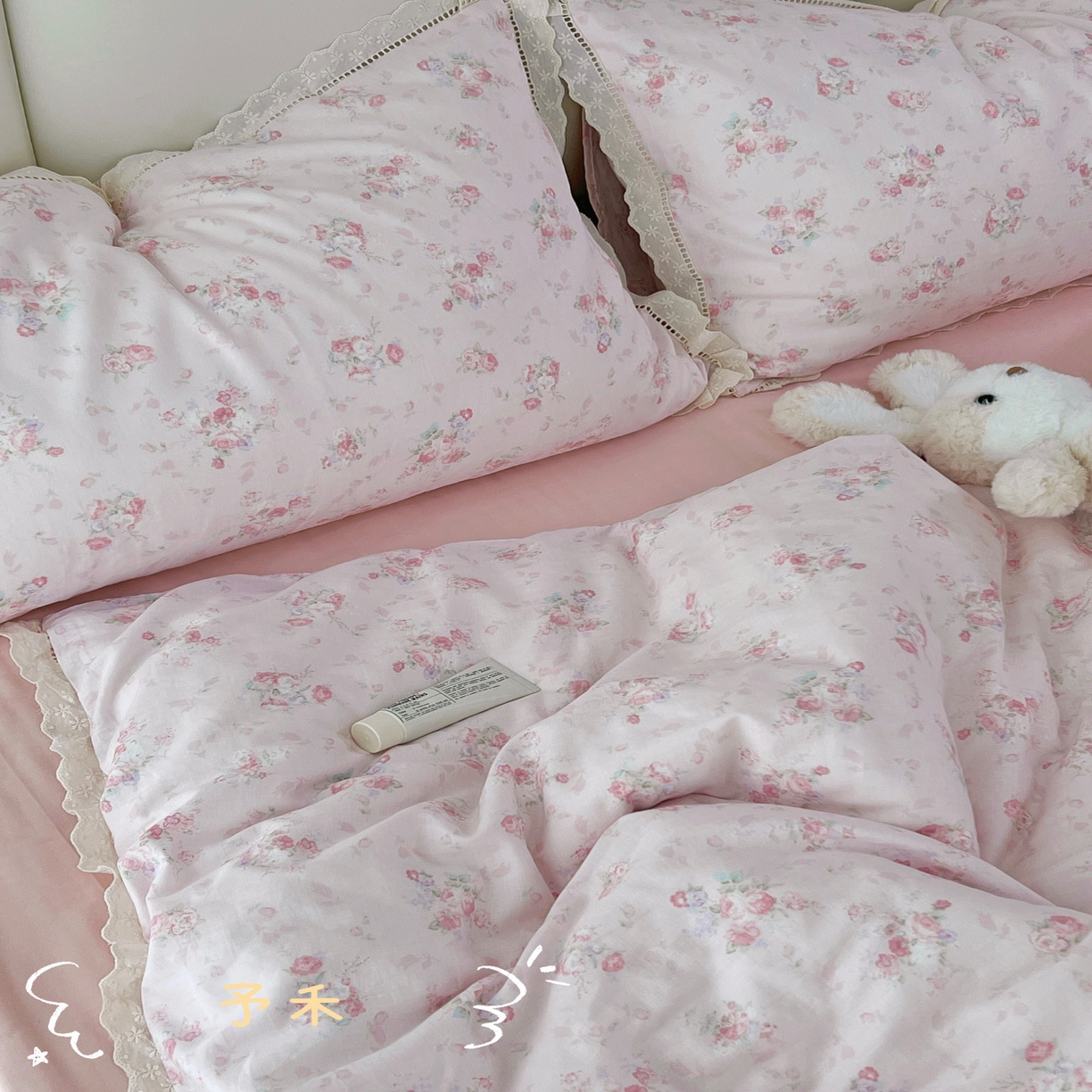 91家纺网 家纺一手货源 找家纺 （总）荣轩2025新款全棉双层纱镂空花边工艺款四件套（铺床版）