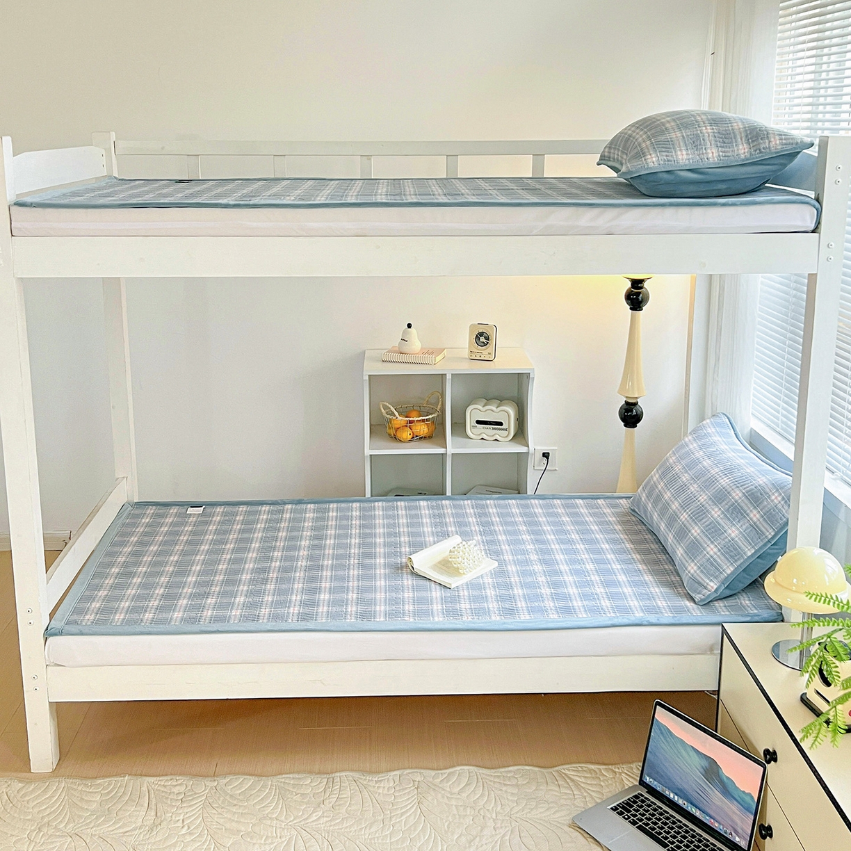 91家纺网 家纺一手货源 找家纺 （总）乐野家居 2025新款开学季 A类全棉水洗棉+宝宝绒学生床盖三件套（多功能被套）