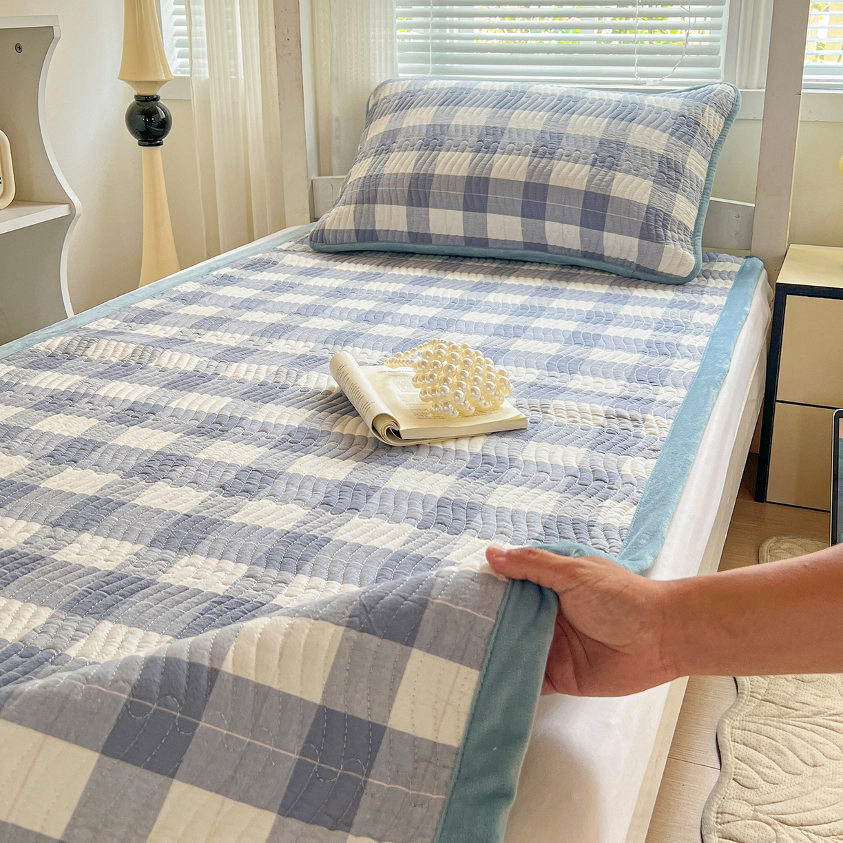 91家纺网 家纺一手货源 找家纺 （总）乐野家居 2025新款开学季 A类全棉水洗棉+宝宝绒学生床盖三件套（多功能被套）