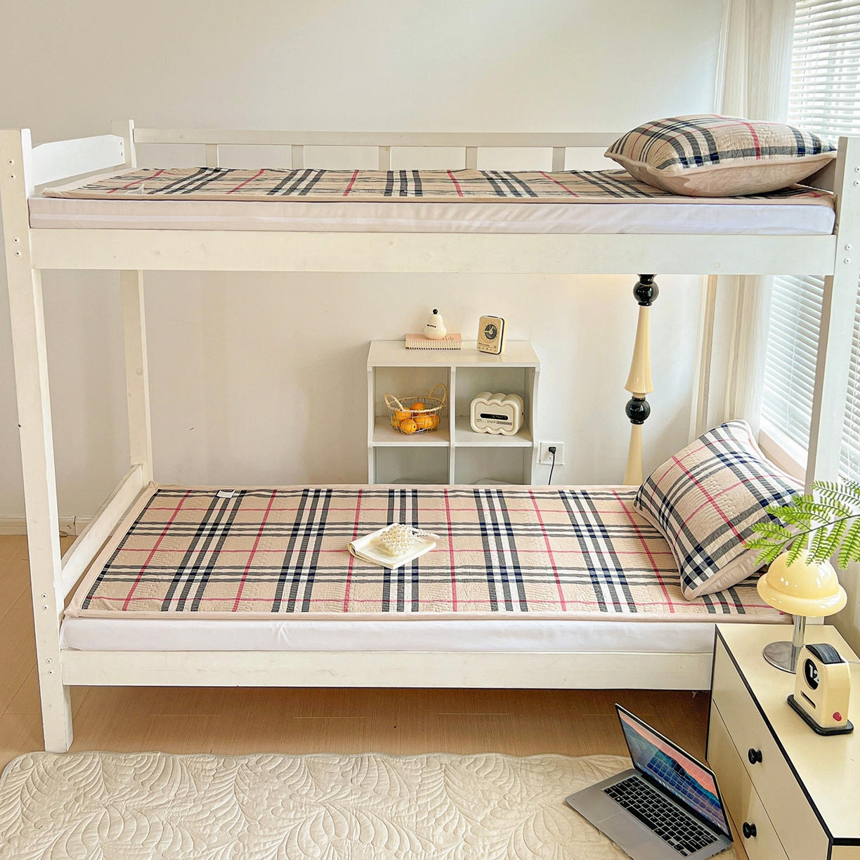 91家纺网 家纺一手货源 找家纺 乐野家居 2025新款开学季 A类全棉水洗棉+宝宝绒学生床盖三件套（多功能被套） 小苏格兰