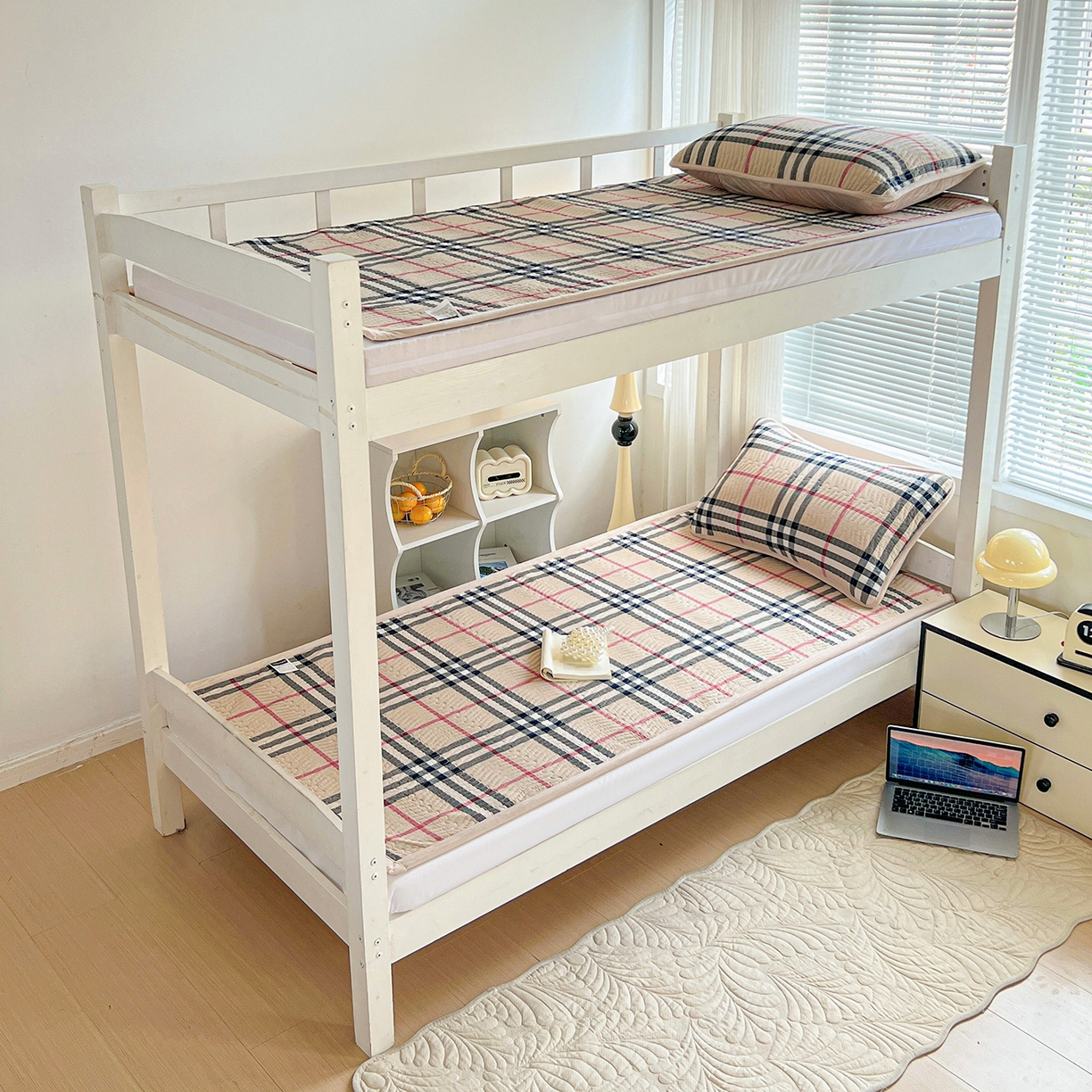 91家纺网 家纺一手货源 找家纺 乐野家居 2025新款开学季 A类全棉水洗棉+宝宝绒学生床盖三件套（多功能被套） 小苏格兰