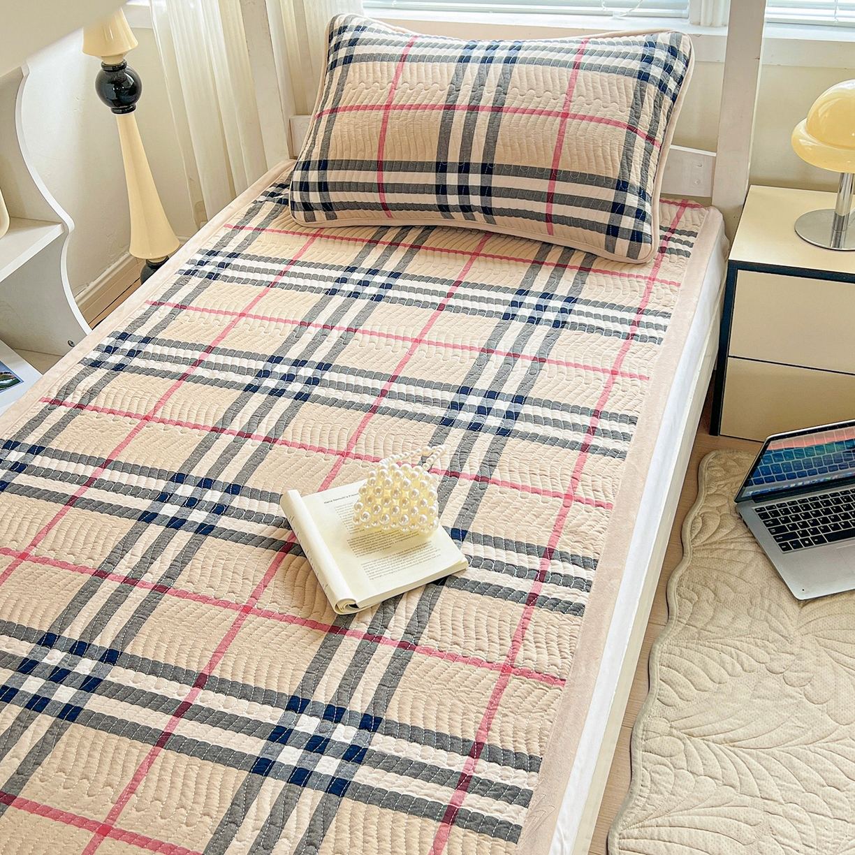 91家纺网 家纺一手货源 找家纺 乐野家居 2025新款开学季 A类全棉水洗棉+宝宝绒学生床盖三件套（多功能被套） 小苏格兰