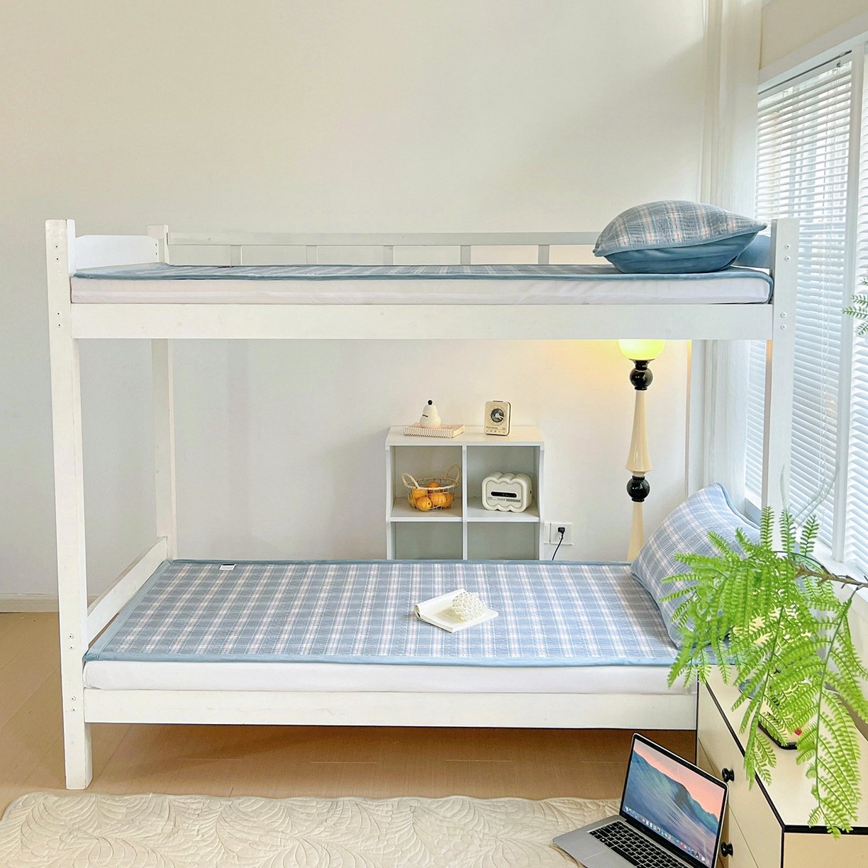 91家纺网 家纺一手货源 找家纺 乐野家居 2025新款开学季 A类全棉水洗棉+宝宝绒学生床盖三件套（多功能被套） 罗恩兰