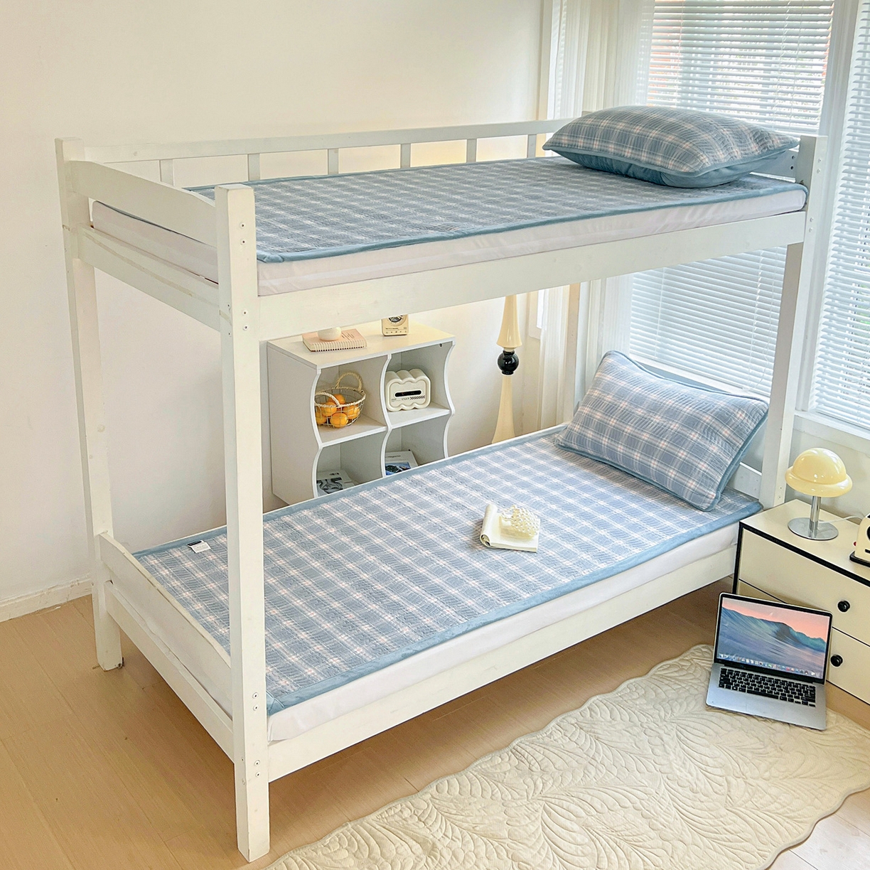 91家纺网 家纺一手货源 找家纺 乐野家居 2025新款开学季 A类全棉水洗棉+宝宝绒学生床盖三件套（多功能被套） 罗恩兰