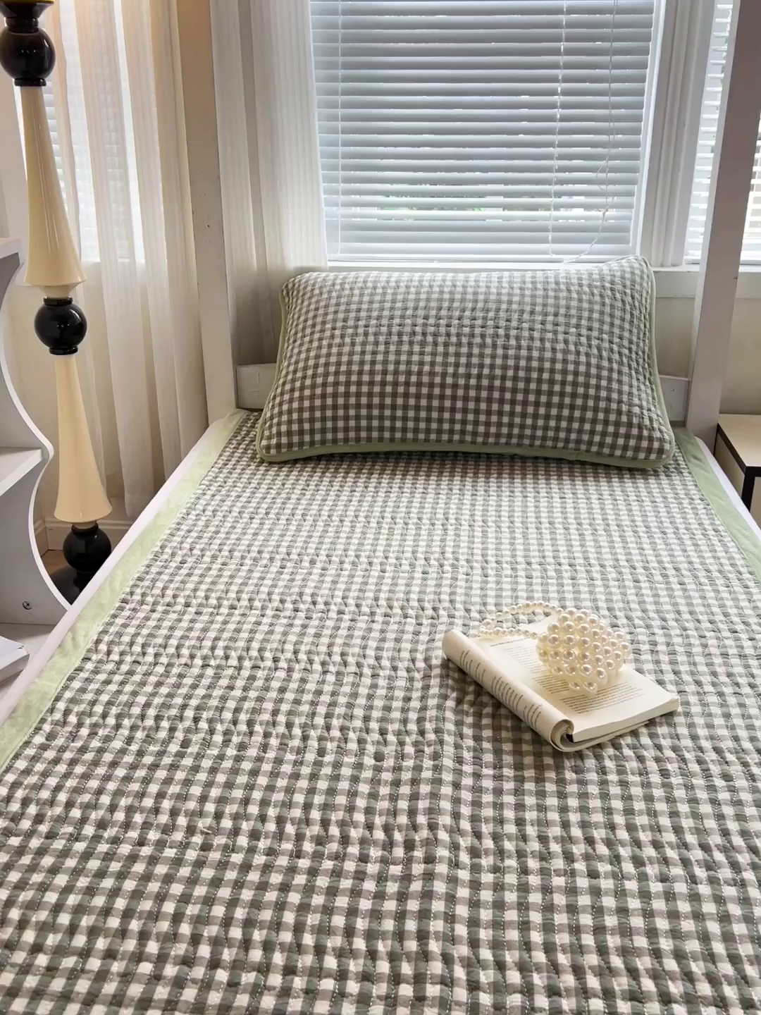 91家纺网 家纺一手货源 找家纺 乐野家居 2025新款开学季 A类全棉水洗棉+宝宝绒学生床盖三件套（多功能被套） 绿小格