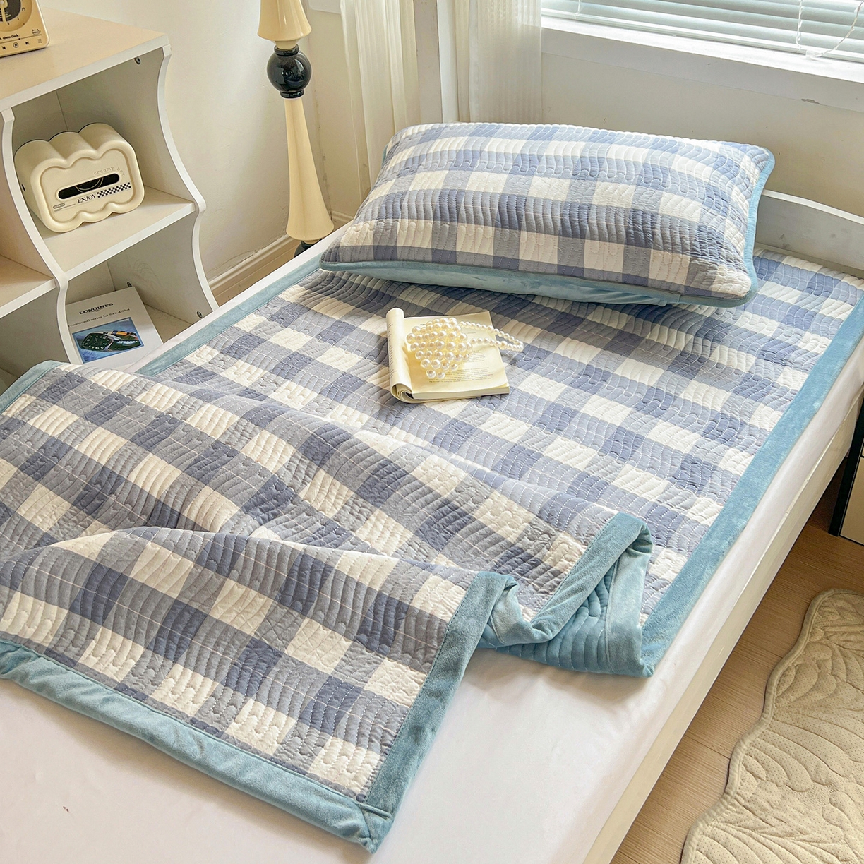 91家纺网 家纺一手货源 找家纺 乐野家居 2025新款开学季 A类全棉水洗棉+宝宝绒学生床盖三件套（多功能被套） 左岸蓝