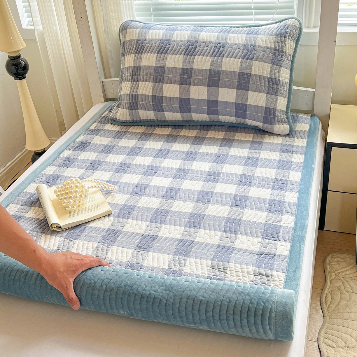 91家纺网 家纺一手货源 找家纺 乐野家居 2025新款开学季 A类全棉水洗棉+宝宝绒学生床盖三件套（多功能被套） 左岸蓝