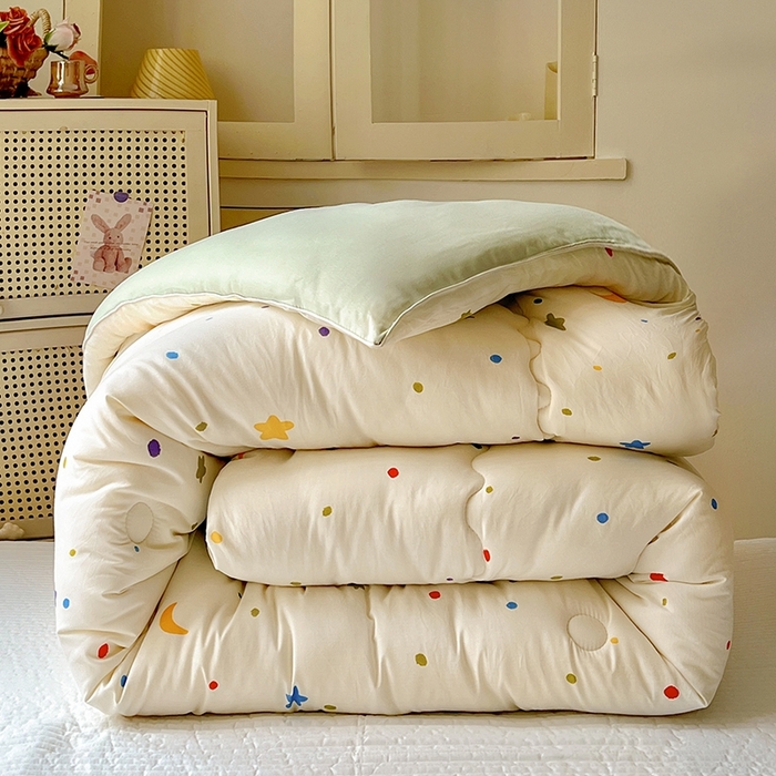 91家纺网 家纺一手货源 找家纺 （总）华誉 2025新款云感木棉皱皱纱双层纱A类超柔学生冬被被子被芯