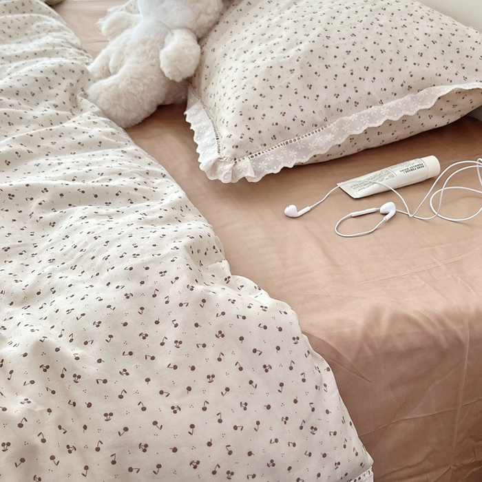 91家纺网 家纺一手货源 找家纺 荣轩2025新款全棉双层纱镂空花边工艺款四件套（铺床版）和季-咖