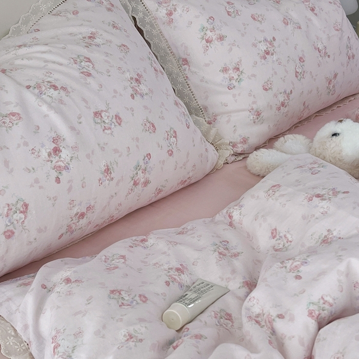 91家纺网 家纺一手货源 找家纺 荣轩2025新款全棉双层纱镂空花边工艺款四件套（铺床版）予禾