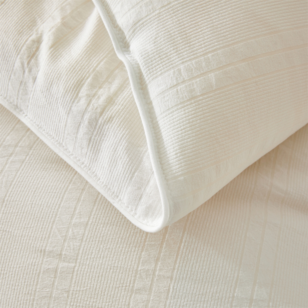 91家纺网 家纺一手货源 找家纺 （总）帕芬鸟家纺 2025新款腈纶保温被发热被被子被芯冬被