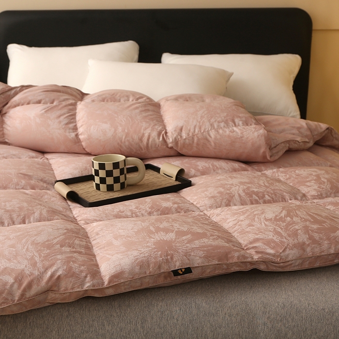 91家纺网 家纺一手货源 找家纺 （总）晋瑞 红顶鹅绒馆 2025新款绒耀鹅绒被