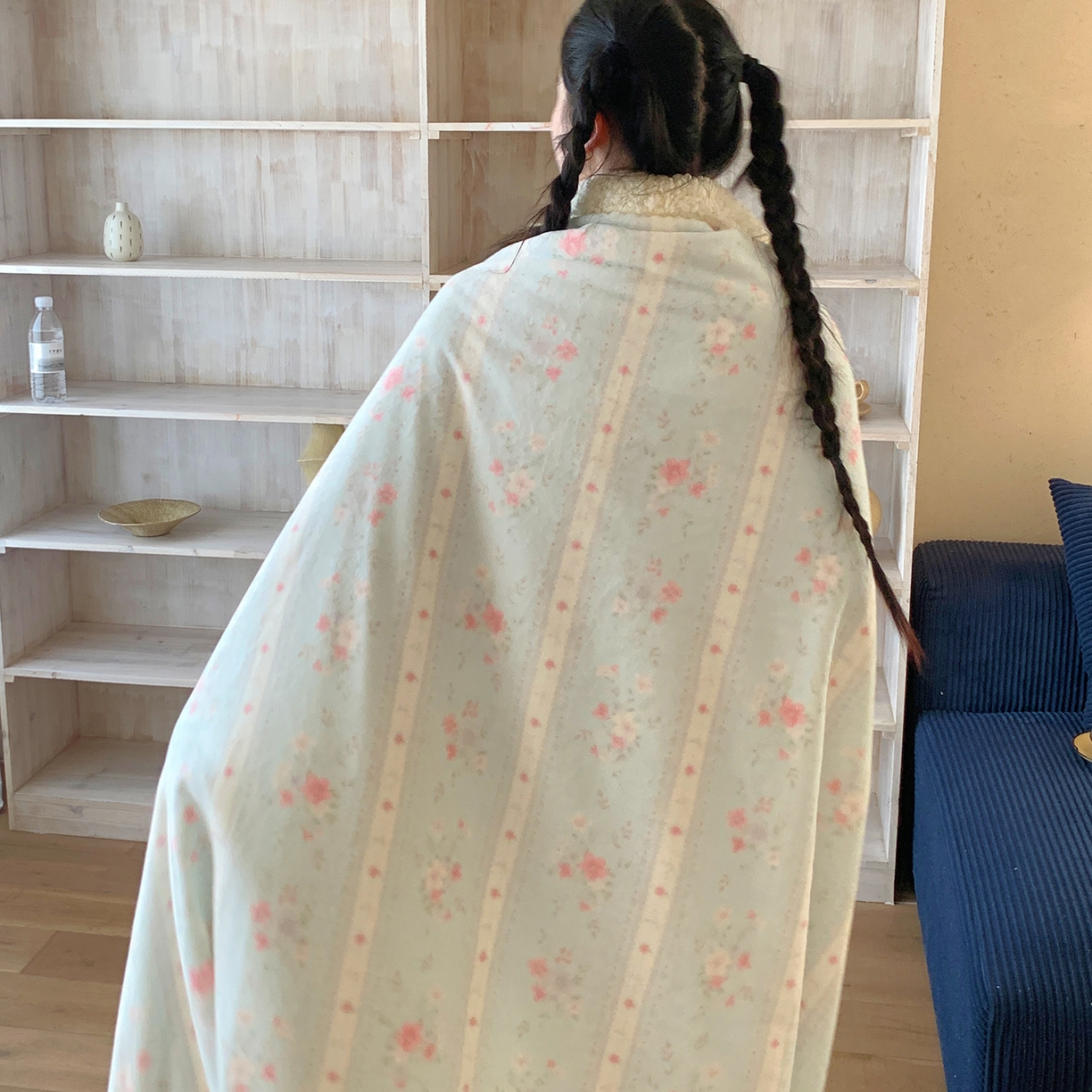 91家纺网 家纺一手货源 找家纺 桃喜 2025新款牛奶绒羊羔绒毛毯 羊羔绒-馥郁蓝