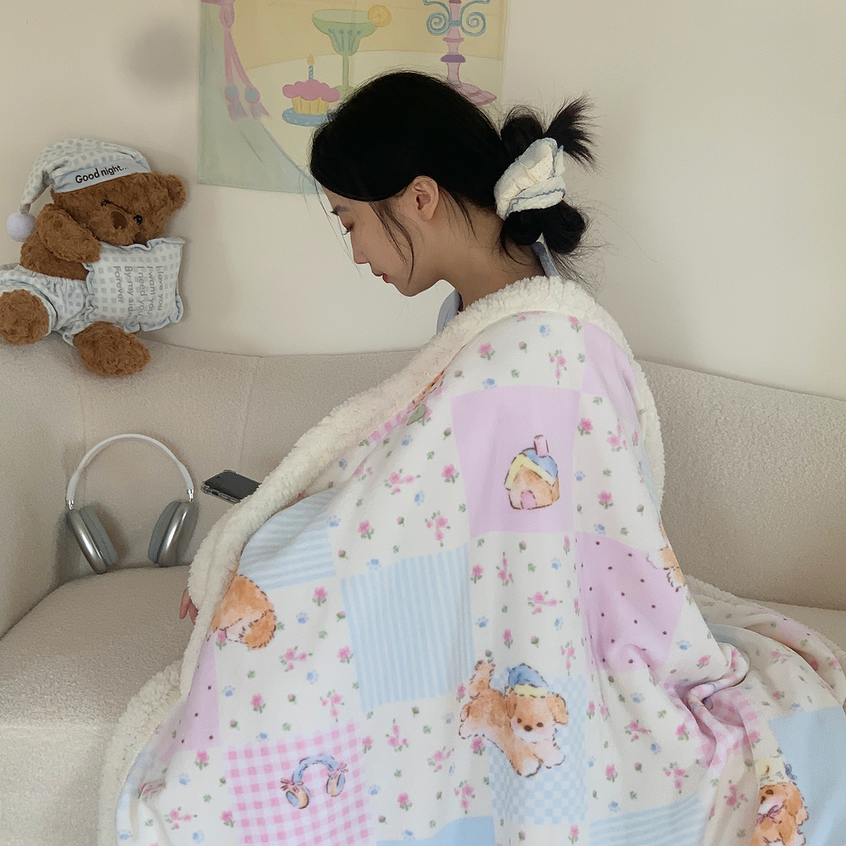 91家纺网 家纺一手货源 找家纺 桃喜 2025新款牛奶绒羊羔绒毛毯 羊羔绒-格子碎花狗