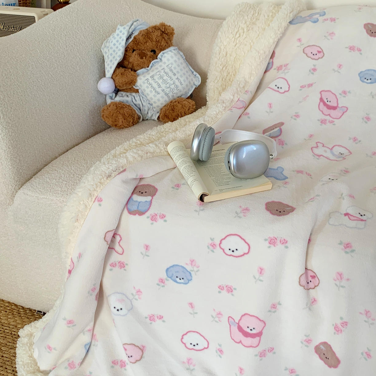 91家纺网 家纺一手货源 找家纺 桃喜 2025新款牛奶绒羊羔绒毛毯 羊羔绒-狗狗聚会