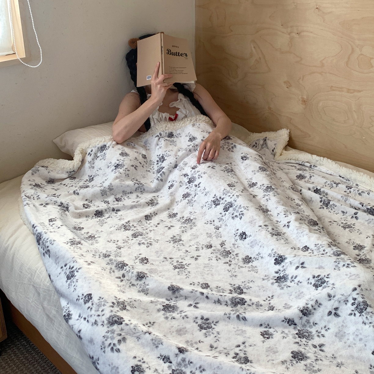 91家纺网 家纺一手货源 找家纺 桃喜 2025新款牛奶绒羊羔绒毛毯 羊羔绒-赫本