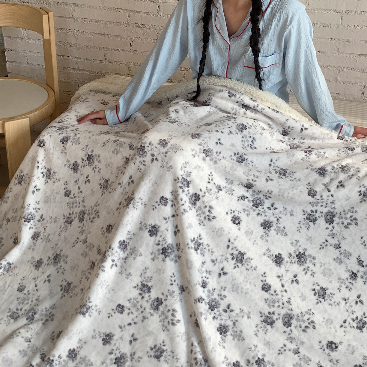 91家纺网 家纺一手货源 找家纺 桃喜 2025新款牛奶绒羊羔绒毛毯 羊羔绒-赫本