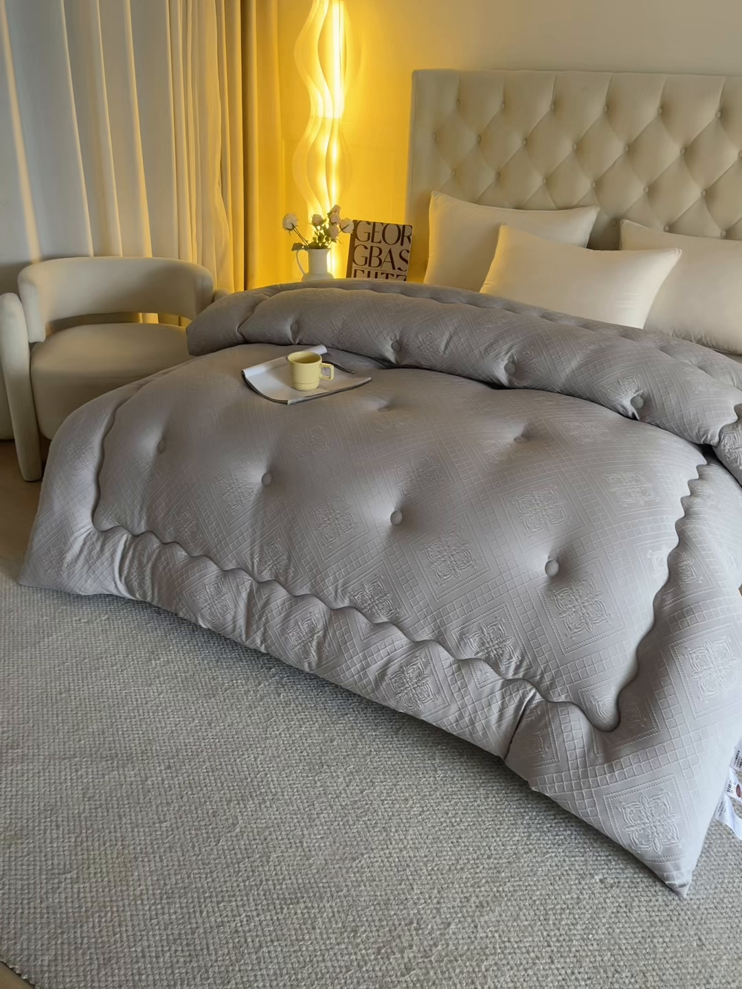 91家纺网 家纺一手货源 找家纺 首爱家纺 2025新款A类针织提花羊毛被冬被被子被芯 针织提花-浅灰