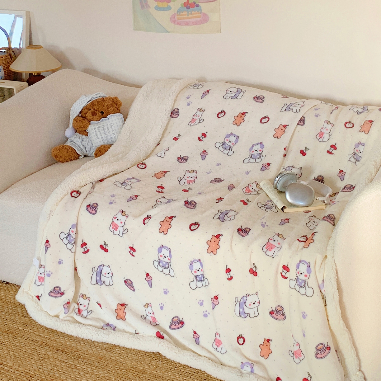 91家纺网 家纺一手货源 找家纺 桃喜 2025新款牛奶绒羊羔绒毛毯 羊羔绒-红苹果狗狗