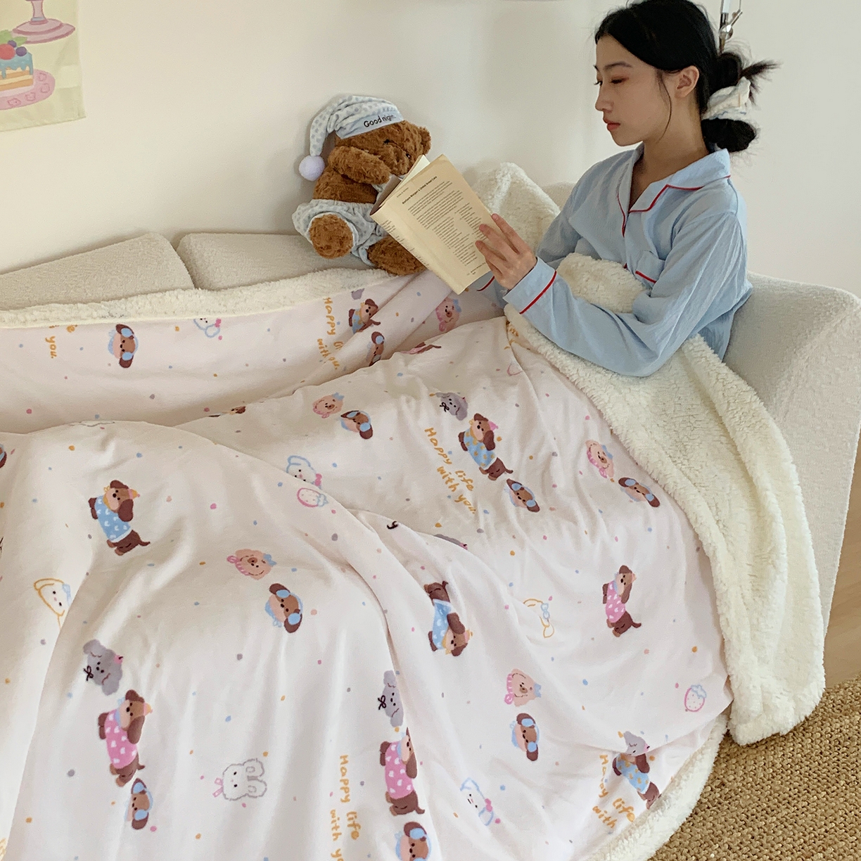 91家纺网 家纺一手货源 找家纺 桃喜 2025新款牛奶绒羊羔绒毛毯 羊羔绒-快乐腊肠狗狗